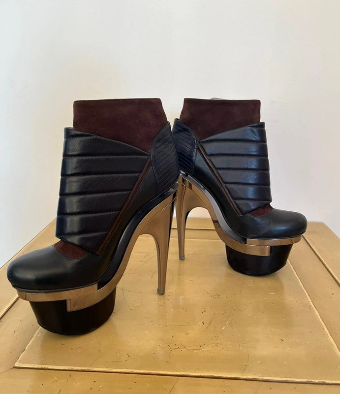 Versace Platform Boots - 39