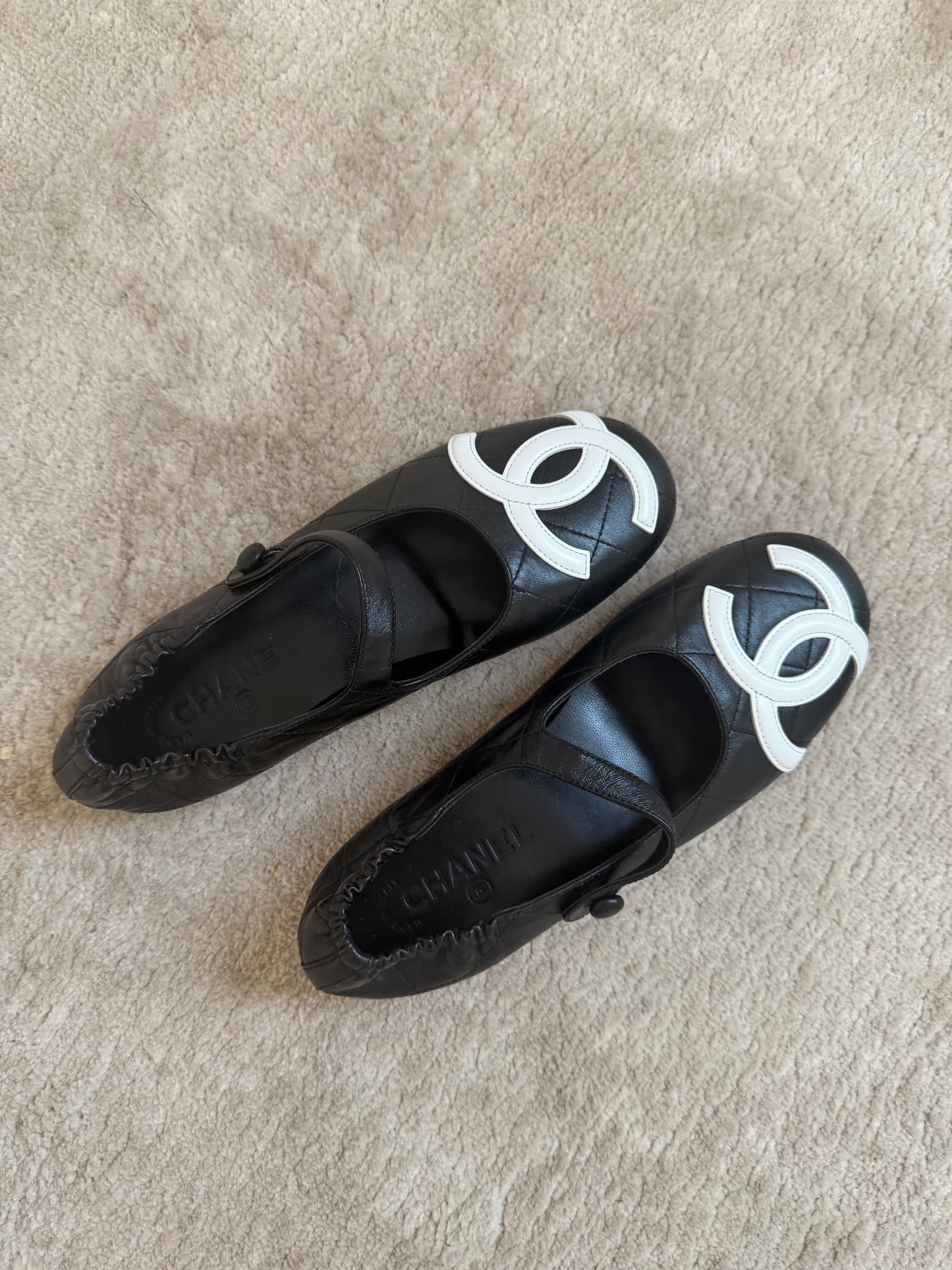 Chanel Cambon Flats - 38.5/40