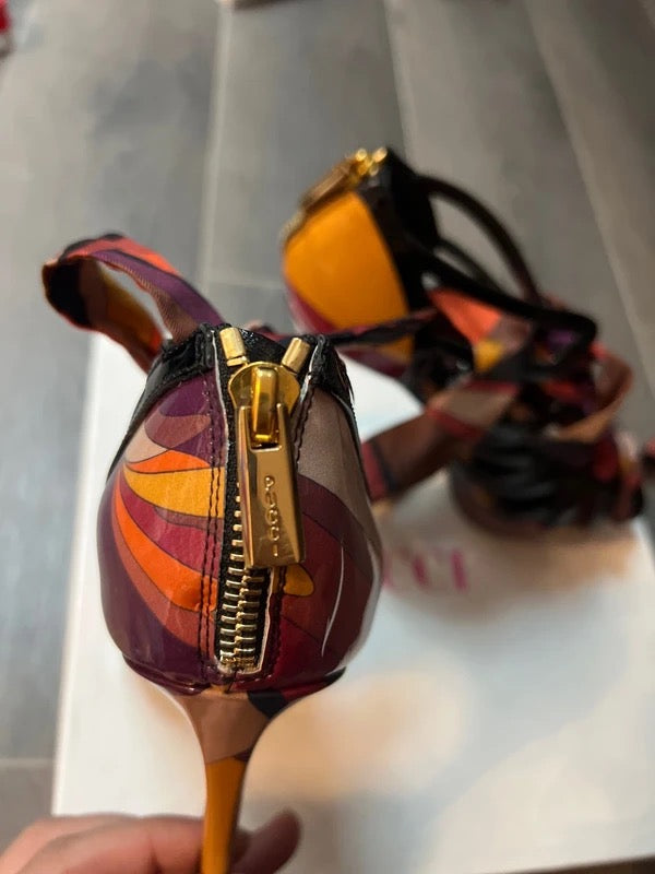 Pucci Printed Pumps - 38