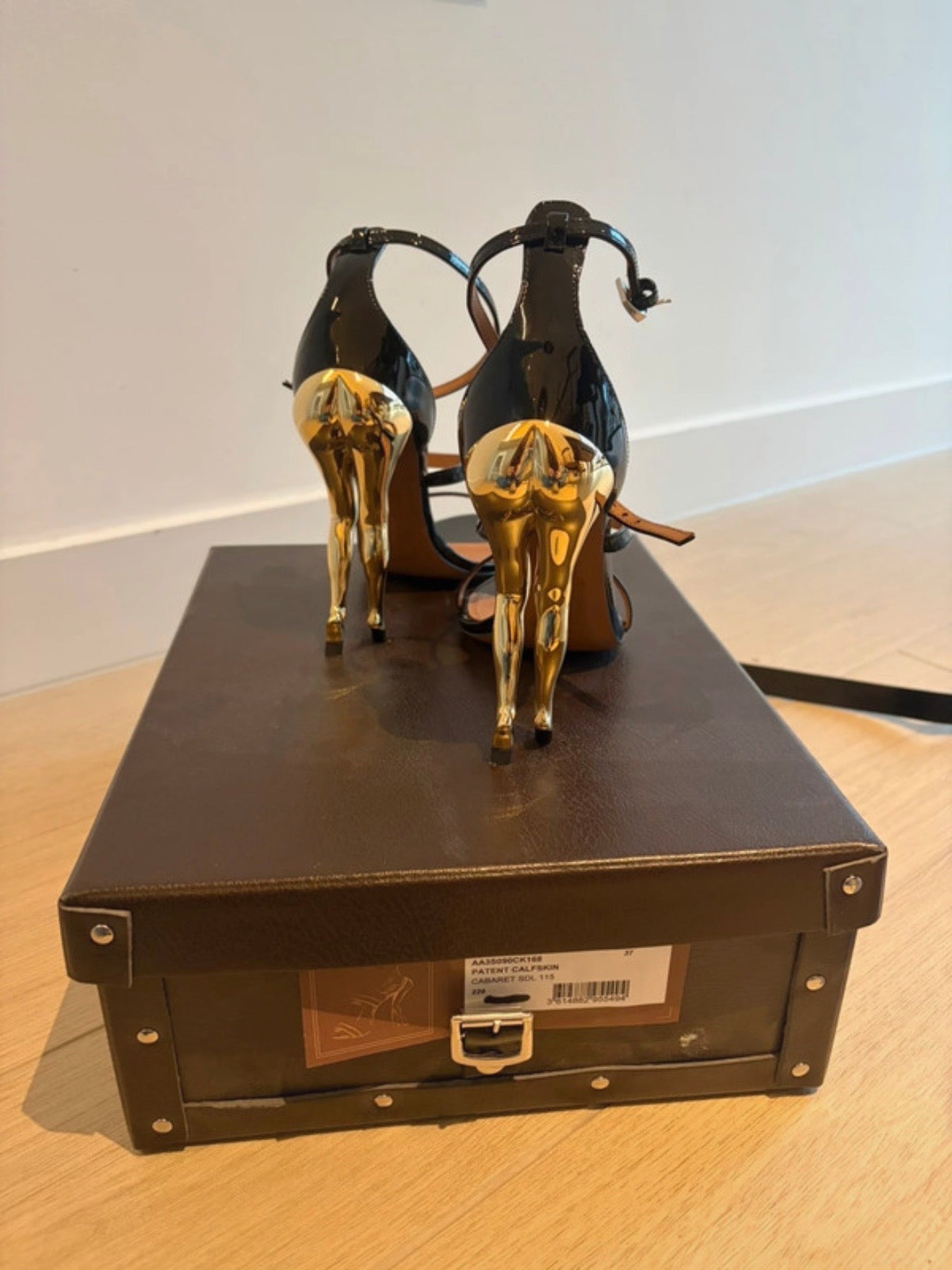 Alaia Cabaret Heels Brand New - 37