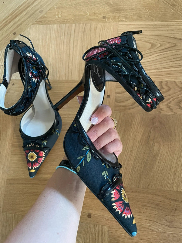 Dior Embroidered Design Heel - 36