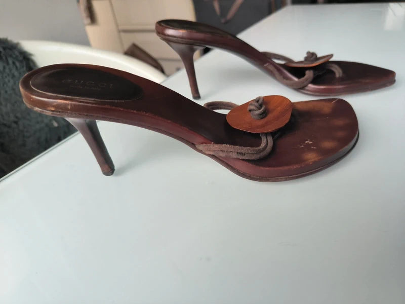Gucci Wooden Thong Kitten Heels - 37.5
