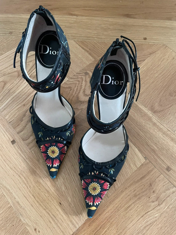 Dior Embroidered Design Heel - 36