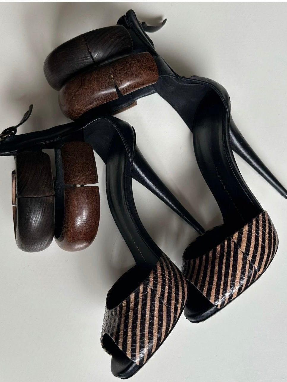 Giuseppe Zanotti Wooden Bangle Heel - 35