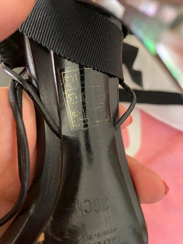Gucci by Tom Ford Mother of Pearl Heel - 36