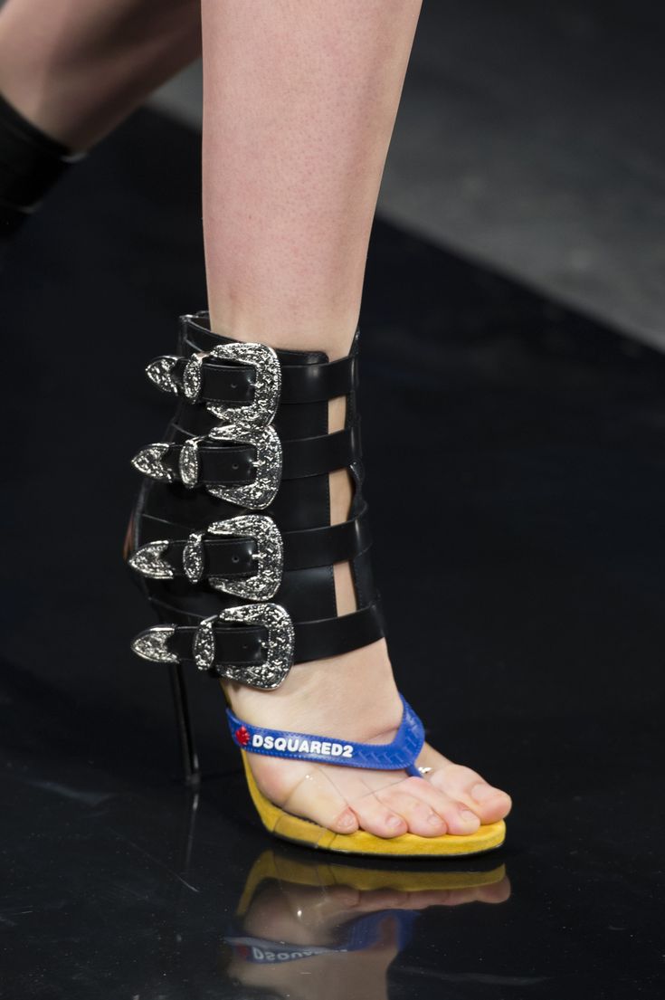 Dsquared2 Gothika Buckle Heel - 41
