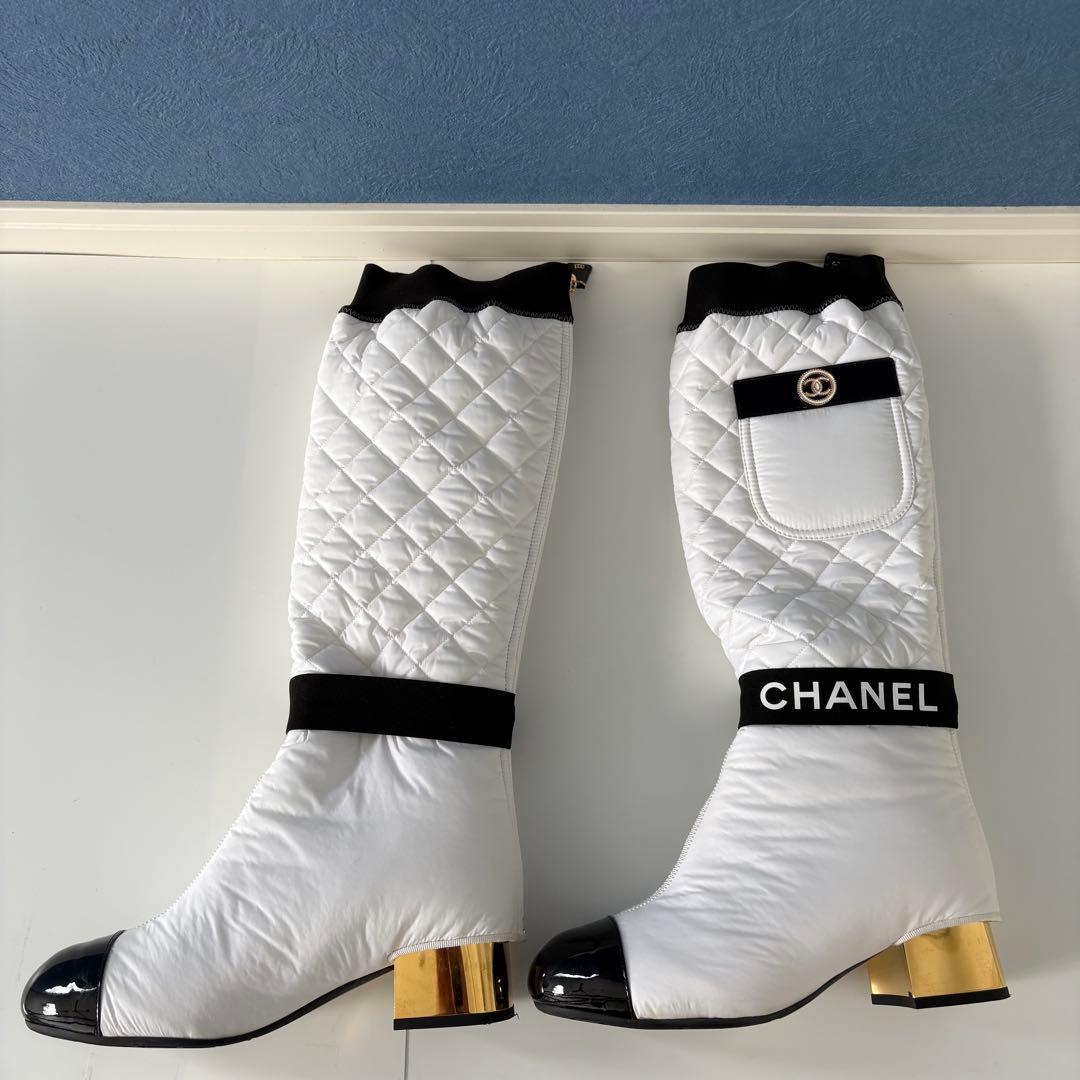 Chanel Winter Boots Brand New - 36