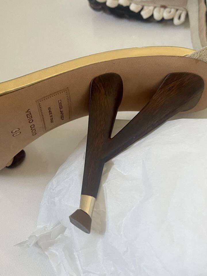 Dsquared2 Shell Heels Brand New - 39