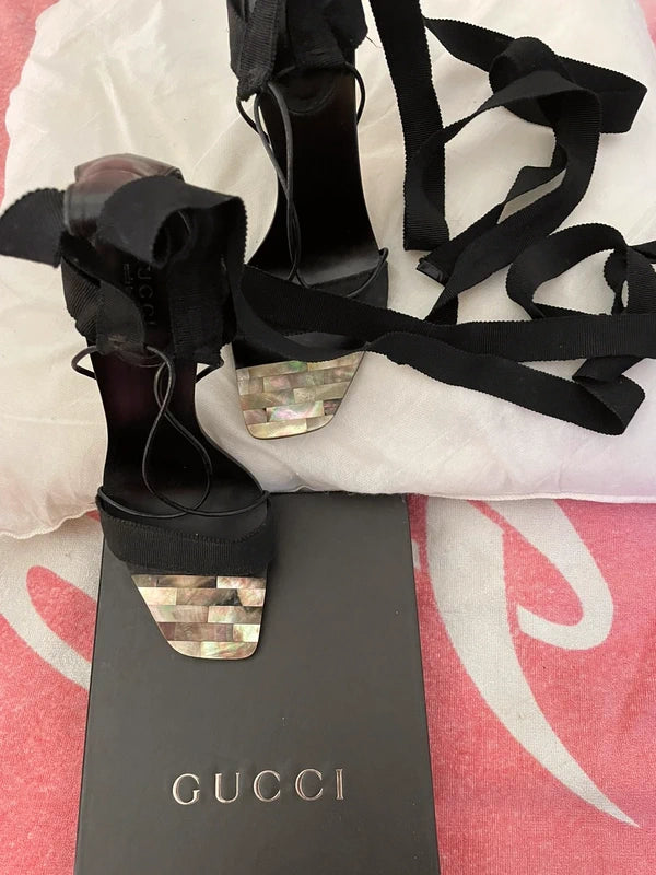Gucci by Tom Ford Mother of Pearl Heel - 36