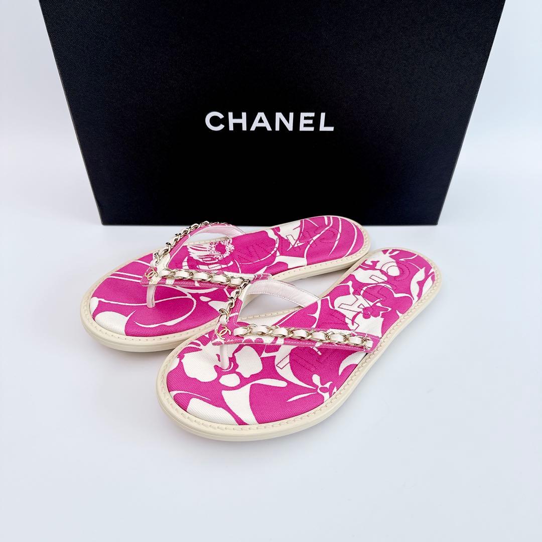 Chanel 2021 Coco Beach Thong Flip Flops Brand New - 35/35.5