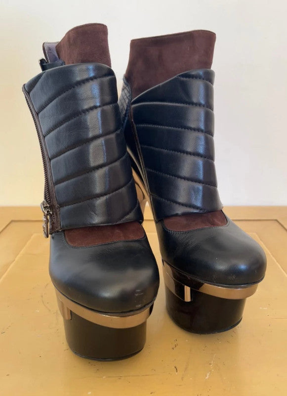 Versace Platform Boots - 39