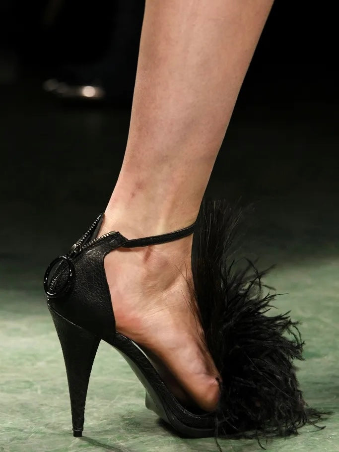 Givenchy 2009 Ostrich Feather Heels - 40/40.5