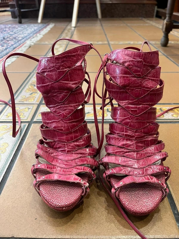 Dior 2009 Alligator Runway Heels in Pink - 39