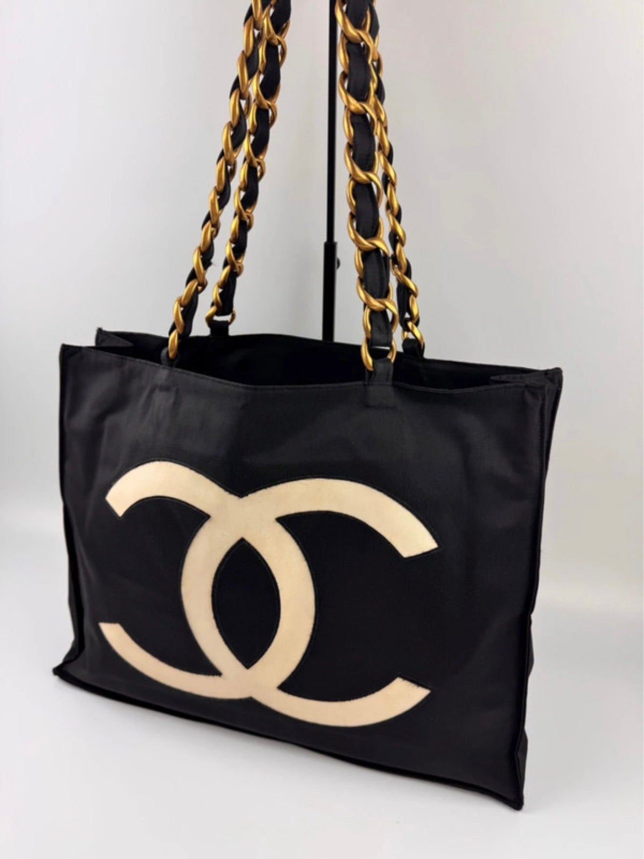 Chanel Tote Bag