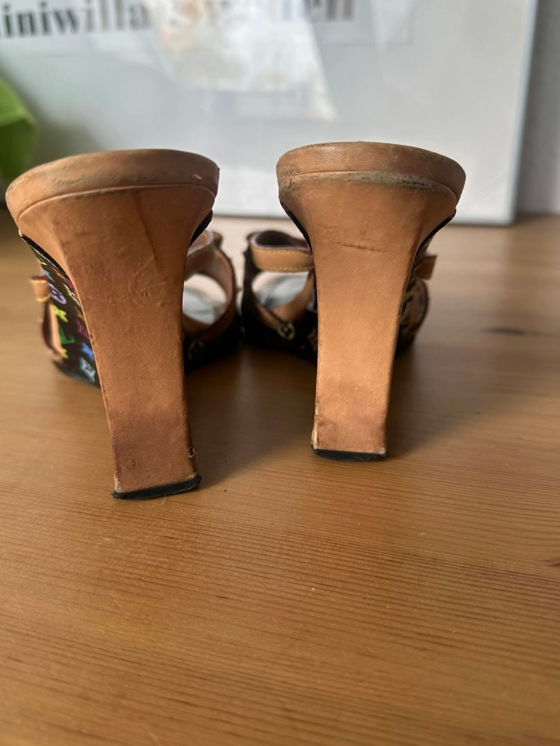 Louis Vuitton X Takashi Murakami Bow Wedge Heels - 39