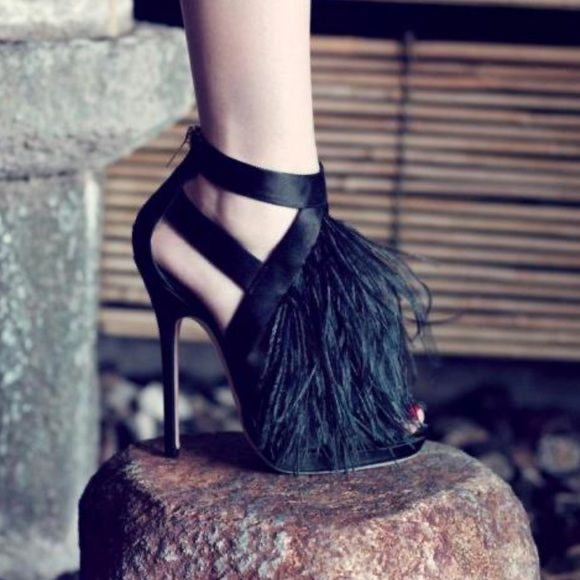 Jimmy Choo Ostrich Feather Heels - 37