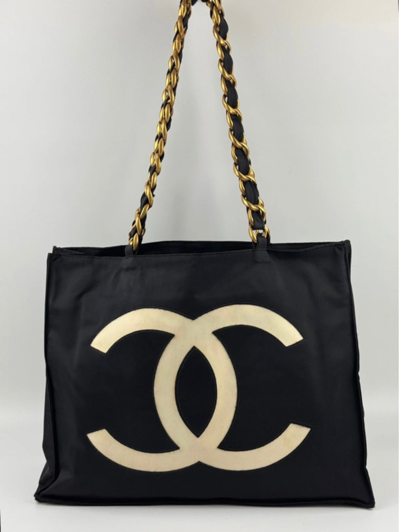 Chanel Tote Bag