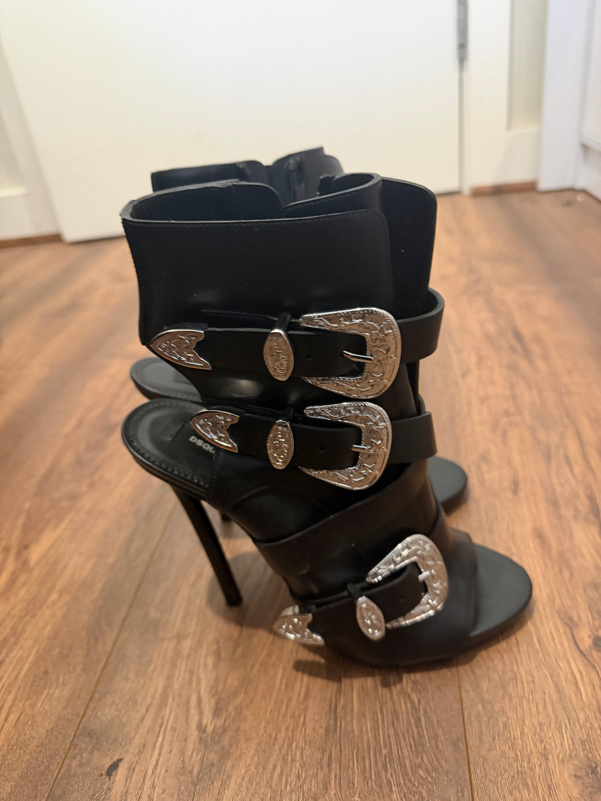 Dsquared2 Gothika Boots - 39 + 40