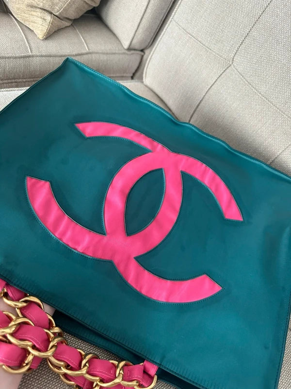 Chanel Tote Bag