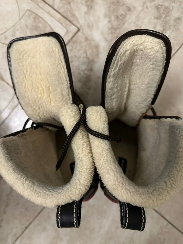 Dsquared2 Shearling Ankle Boots - 38