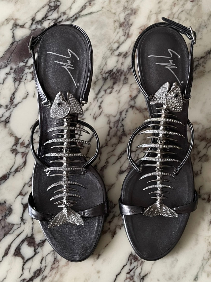 Giuseppe Zanotti Fishbone Heels - 39