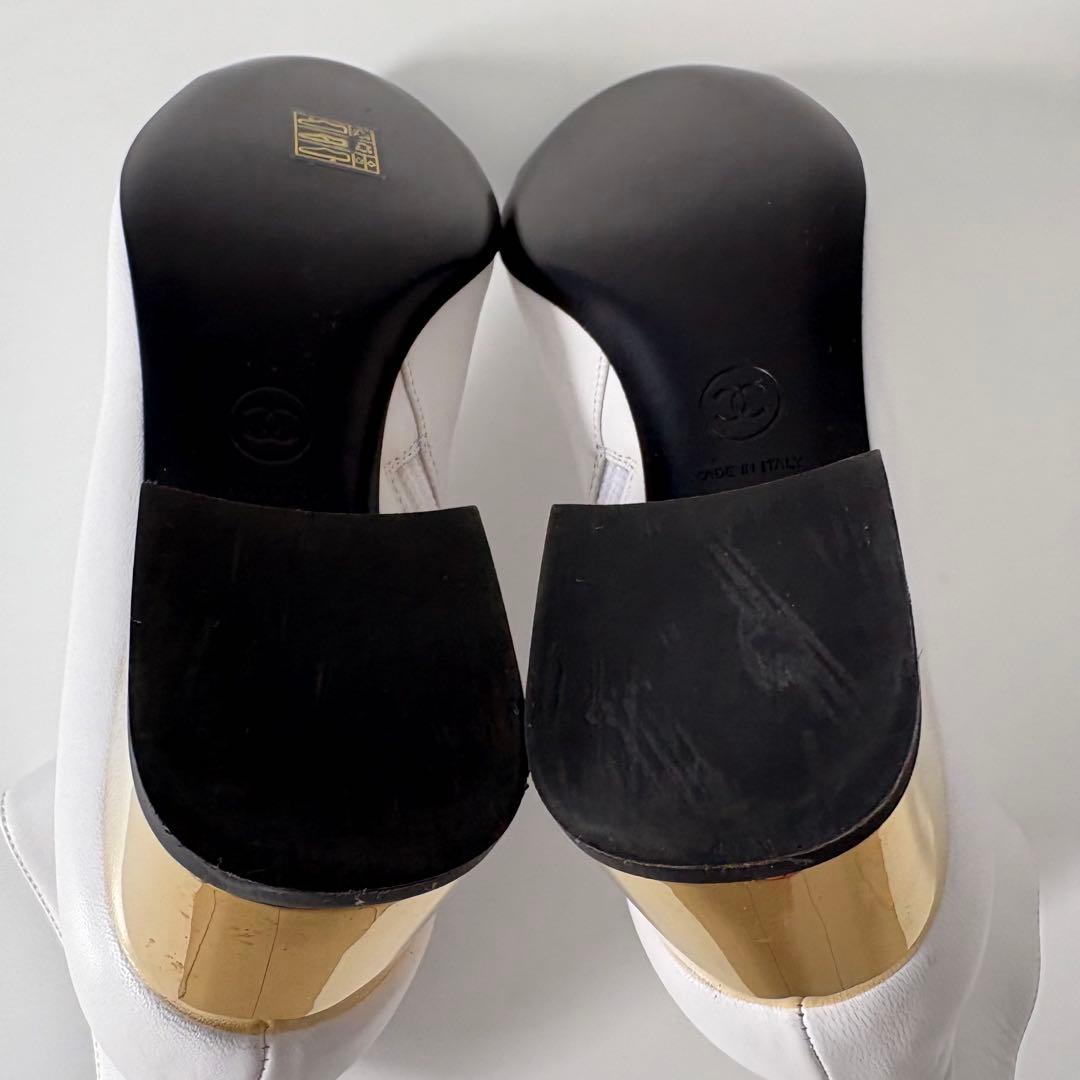 Chanel Winter Boots Brand New - 36