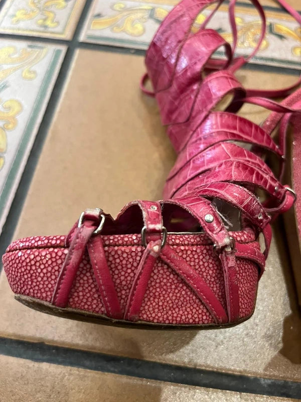 Dior 2009 Alligator Runway Heels in Pink - 39