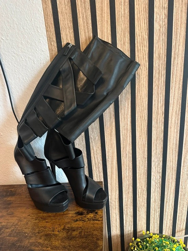 Gucci Helena Boots Brand New - 38