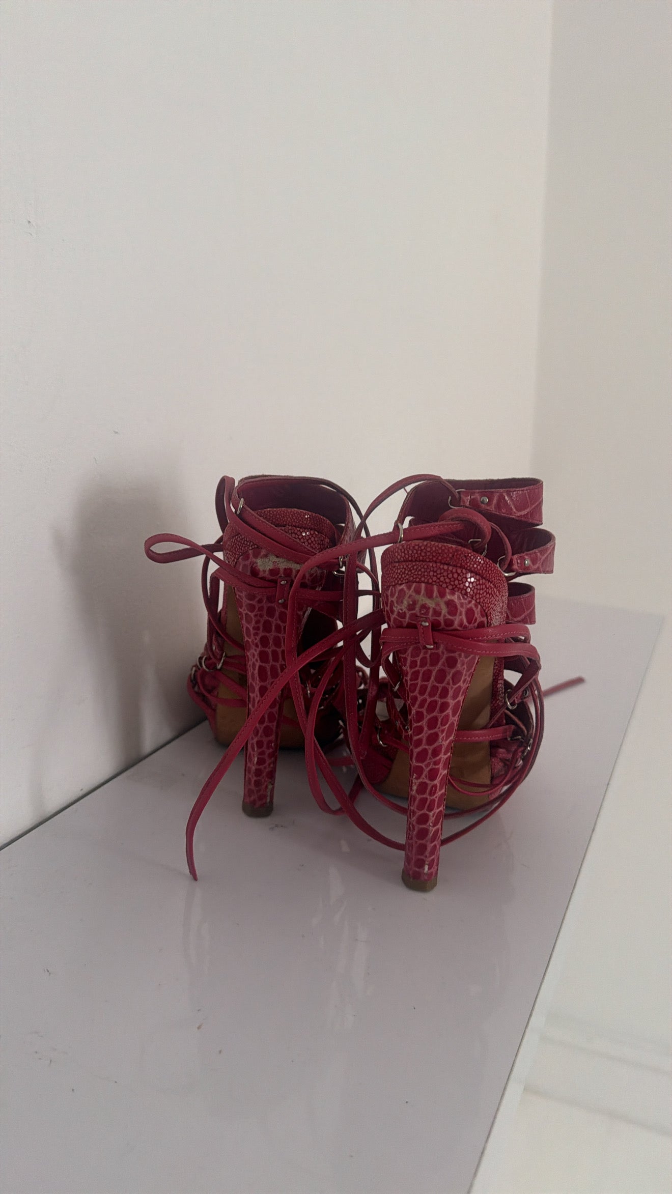 Dior 2009 Alligator Runway Heels in Pink - 39