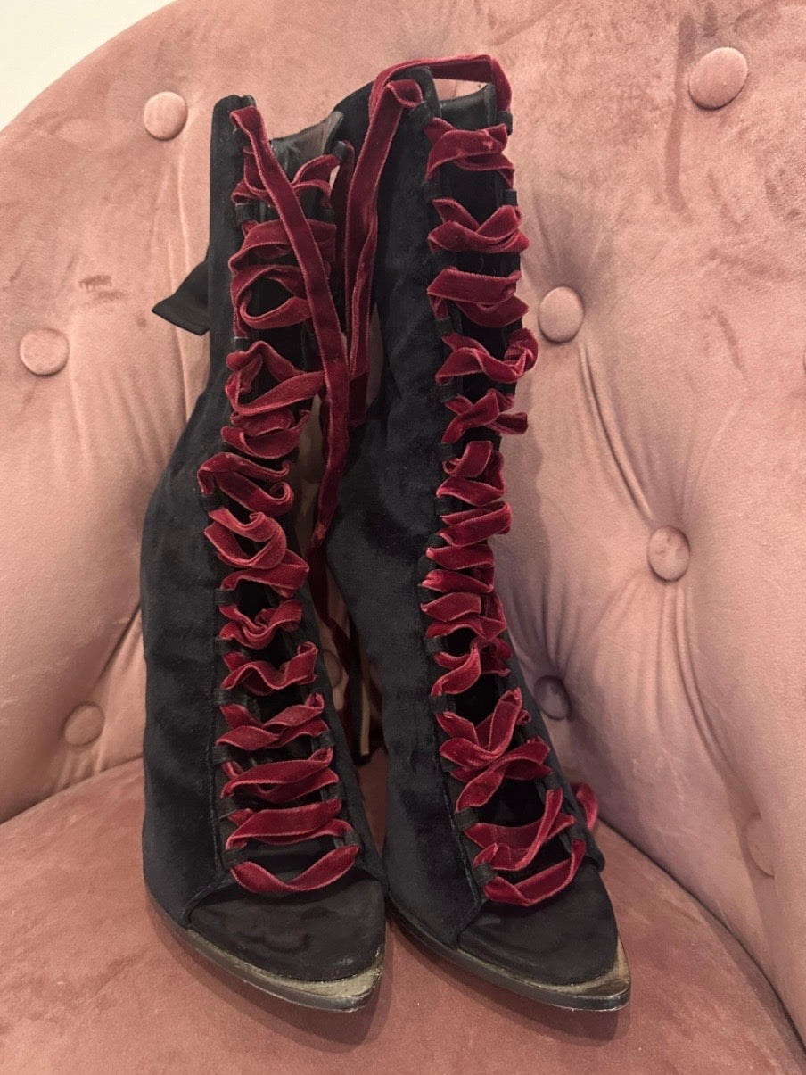 Dsquared2 Runway Velvet Lace Up Ankle Boots - 38 + 41