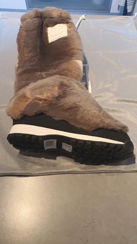 Chanel Apres Ski Snow Boots Brand New - 37
