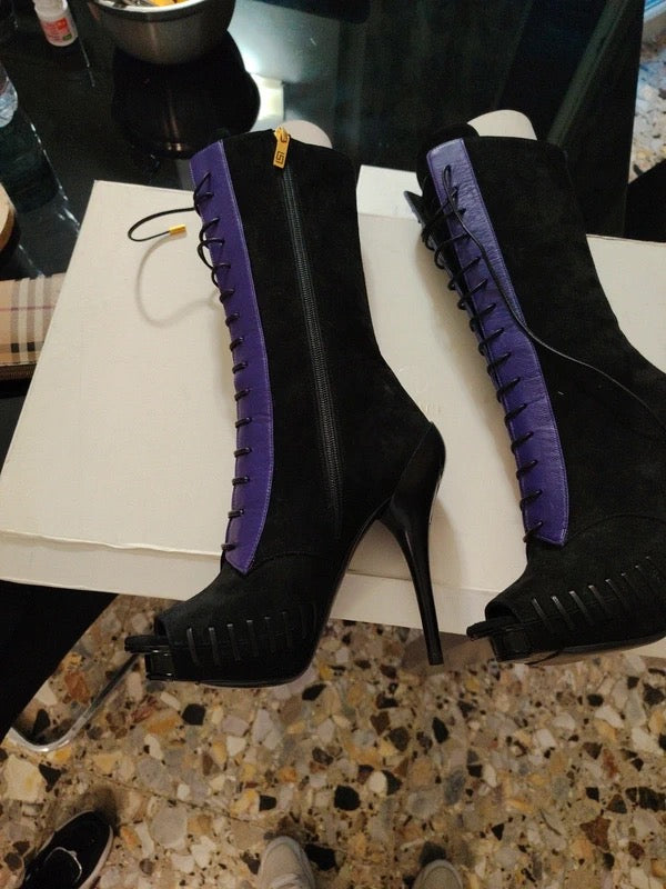 Versace 2011 Cut Out Lace Boots - 38