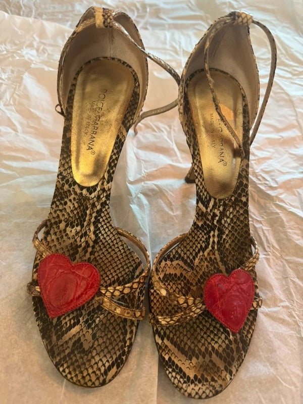 Dolce & Gabbana Heart Heels - 38