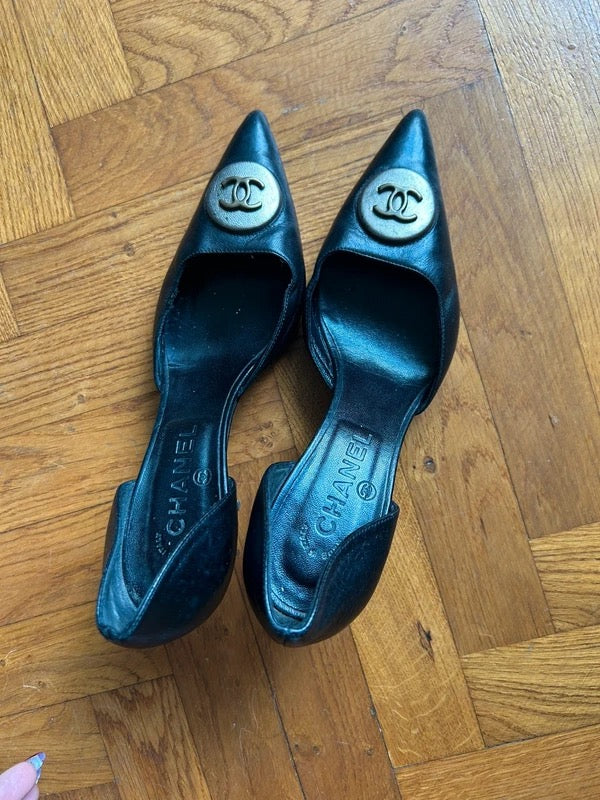 Chanel Logo Heels - 38.5