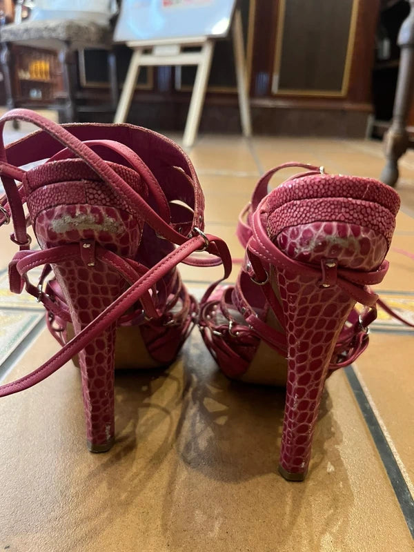Dior 2009 Alligator Runway Heels in Pink - 39