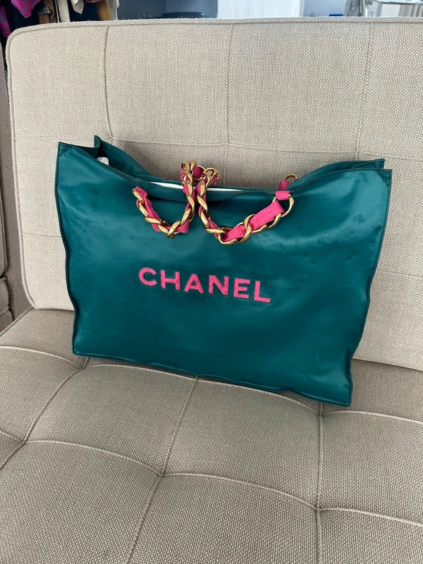 Chanel Tote Bag