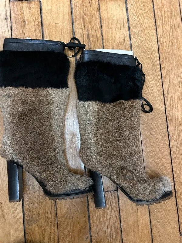 Chloé Rabbit Fur Boots - 38