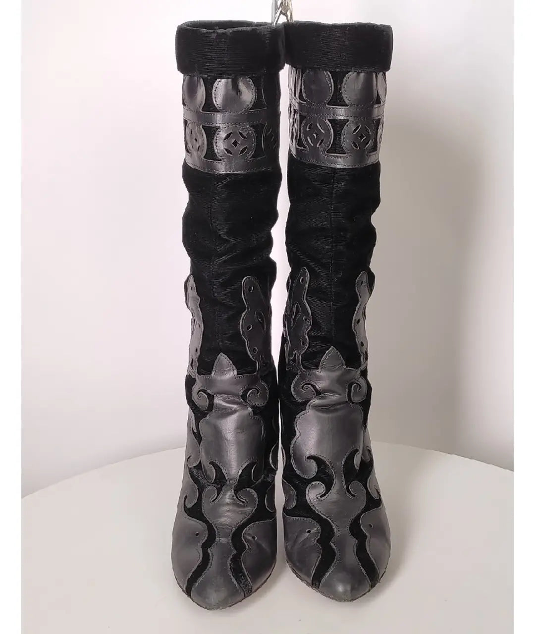 Tom Ford for Yves Saint Laurent F/W 2004 Chinoiserie Boots - 39