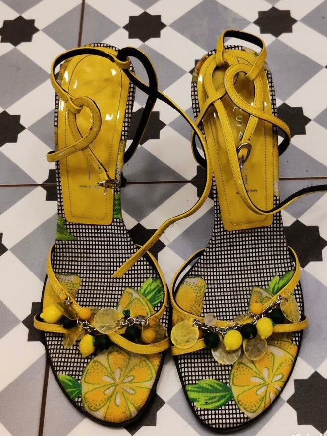 Casadei Lemon Sandals - 38