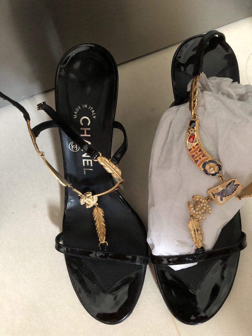 Chanel Charm Logo Heels - 37